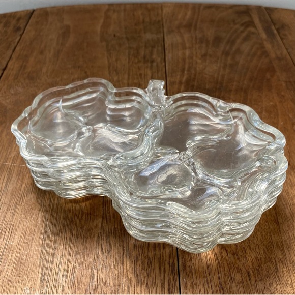 4 Vintage Pansy Snack Candy Divided Dishes Trinket Tray Stackable Glass - Picture 3 of 11